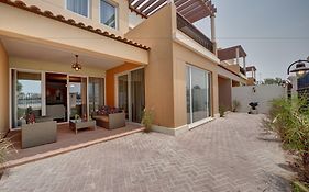 J5 Villas Holiday Homes Barsha Gardens